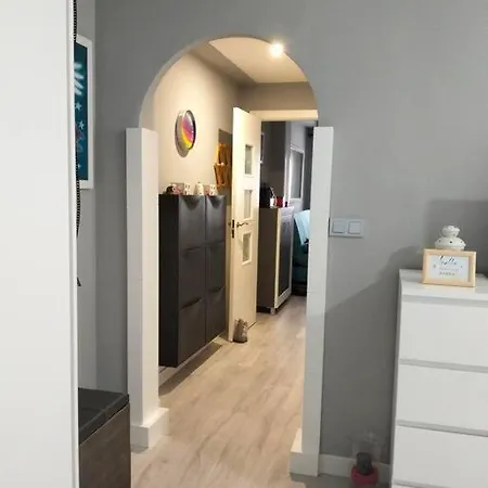 Casa Cris Apartment *
